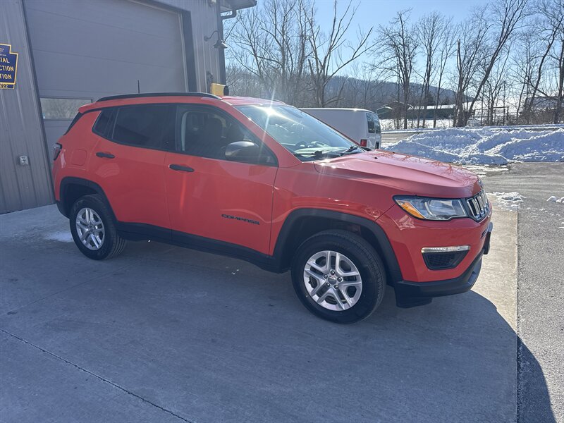 2017 Jeep Compass Sport  4X4
