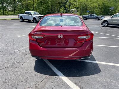 2018 Honda Accord LX   - Photo 7 - Hesston, PA 16647