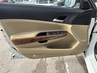 2012 Honda Accord EX   - Photo 21 - Hesston, PA 16647