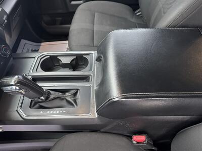 2016 Ford F-150 XLT  SuperCrew 4x4 - Photo 29 - Hesston, PA 16647