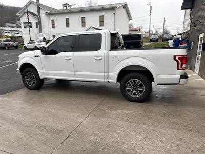 2016 Ford F-150 XLT  SuperCrew 4x4 - Photo 7 - Hesston, PA 16647