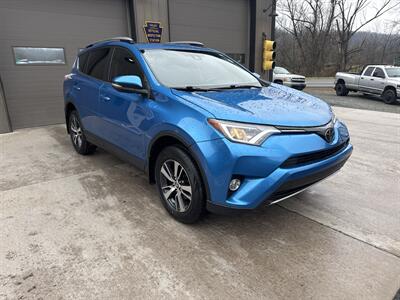 2018 Toyota RAV4 XLE  AWD - Photo 10 - Hesston, PA 16647