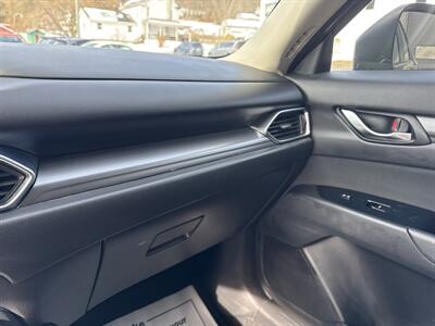 2018 Mazda CX-5 Sport   - Photo 31 - Hesston, PA 16647