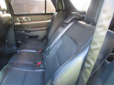 2017 Ford Explorer Limited   - Photo 18 - Downey, CA 90241