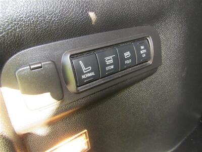 2017 Ford Explorer Limited   - Photo 24 - Downey, CA 90241