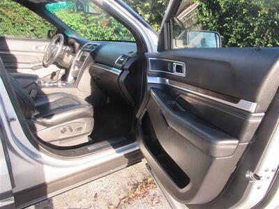 2017 Ford Explorer Limited   - Photo 34 - Downey, CA 90241