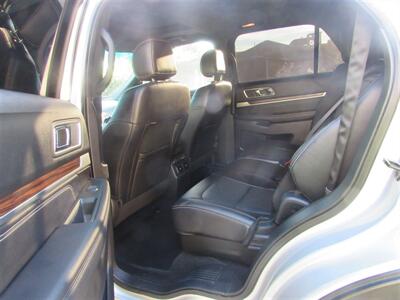 2017 Ford Explorer Limited   - Photo 14 - Downey, CA 90241