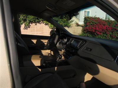 2015 Kia Sedona SX Plus   - Photo 14 - Downey, CA 90241
