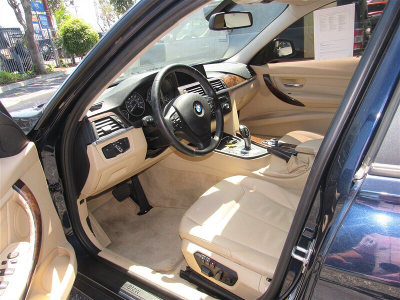 2013 BMW MDX 328i photo