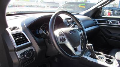 2013 Ford Explorer XLT   - Photo 6 - Downey, CA 90241