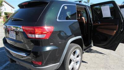 2013 Jeep Grand Cherokee Overland   - Photo 16 - Downey, CA 90241