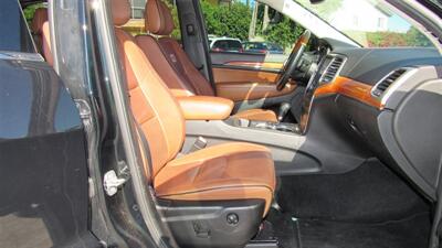 2013 Jeep Grand Cherokee Overland   - Photo 3 - Downey, CA 90241
