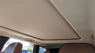 2013 Jeep Grand Cherokee Overland   - Photo 8 - Downey, CA 90241