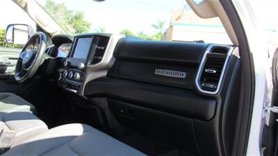 2020 RAM 1500 Big Horn   - Photo 25 - Downey, CA 90241