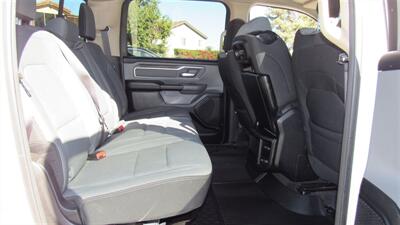 2020 RAM 1500 Big Horn   - Photo 22 - Downey, CA 90241