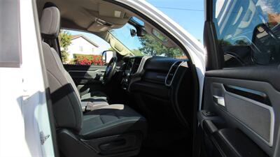 2020 RAM 1500 Big Horn   - Photo 24 - Downey, CA 90241