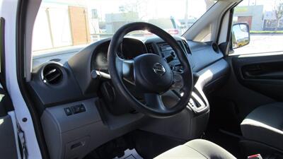 2016 Nissan NV200 SV - Photo 12 - Downey, CA 90241
