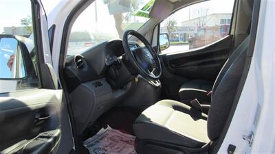 2016 Nissan NV200 SV - Photo 11 - Downey, CA 90241