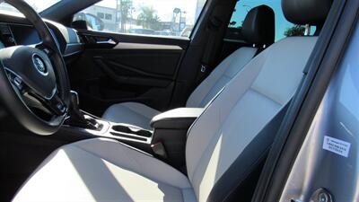 2021 Volkswagen Jetta R-Line   - Photo 12 - Downey, CA 90241