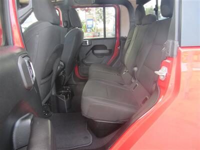 2020 Jeep Gladiator Sport S   - Photo 11 - Downey, CA 90241