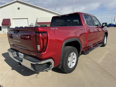 2019 GMC Sierra 1500 SLE  Crew Cab 4x4 - Photo 6 - Lone Tree, IA 52755