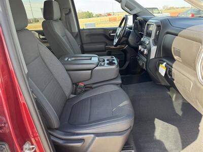 2019 GMC Sierra 1500 SLE  Crew Cab 4x4 - Photo 14 - Lone Tree, IA 52755