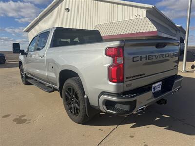 2024 Chevrolet Silverado 1500 RST Crew 4x4  Crew Cab 4x4 - Photo 5 - Lone Tree, IA 52755