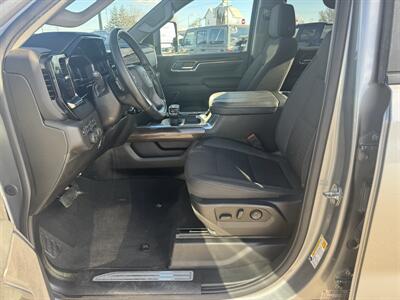 2024 Chevrolet Silverado 1500 RST Crew 4x4  Crew Cab 4x4 - Photo 9 - Lone Tree, IA 52755