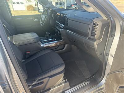 2024 Chevrolet Silverado 1500 RST Crew 4x4  Crew Cab 4x4 - Photo 18 - Lone Tree, IA 52755