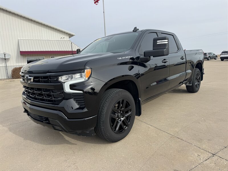 2024 Chevrolet Silverado 1500 RST Crew 4x4  Crew Cab 4x4 - Photo 1 - Lone Tree, IA 52755