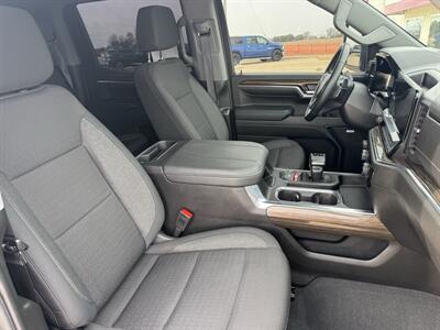 2024 Chevrolet Silverado 1500 RST Crew 4x4  Crew Cab 4x4 - Photo 16 - Lone Tree, IA 52755