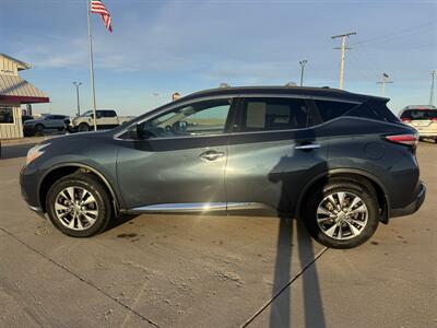 2017 Nissan Murano SV - Photo 3 - Lone Tree, IA 52755