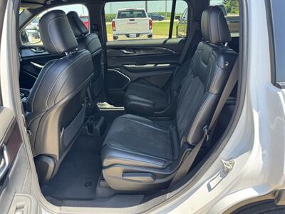 2022 Jeep Grand Cherokee L Altitude 4x4  4x4 - Photo 13 - Lone Tree, IA 52755