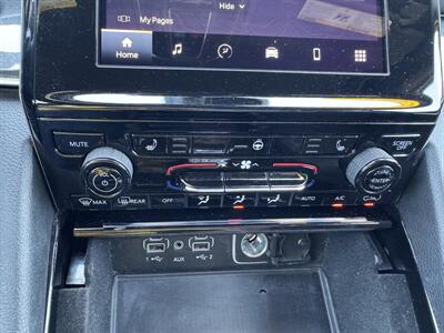 2022 Jeep Grand Cherokee L Altitude 4x4  4x4 - Photo 12 - Lone Tree, IA 52755