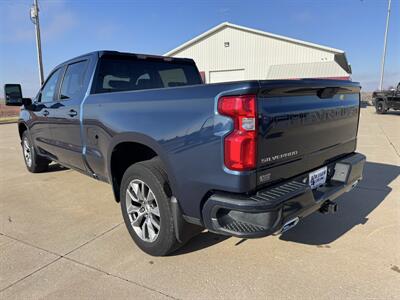 2022 Chevrolet Silverado 1500 Limited RST Crew 4x4   - Photo 6 - Lone Tree, IA 52755