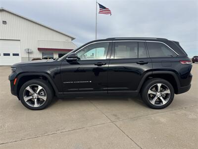 2023 Jeep Grand Cherokee 4xe 4x4  4x4 - Photo 4 - Lone Tree, IA 52755