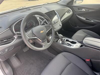 2023 Chevrolet Malibu LT   - Photo 7 - Lone Tree, IA 52755