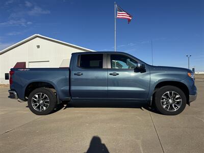 2024 Chevrolet Silverado 1500 LT Crew 4x4  Crew Cab 4x4 - Photo 5 - Lone Tree, IA 52755