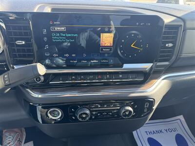 2024 Chevrolet Silverado 1500 LT Crew 4x4  Crew Cab 4x4 - Photo 10 - Lone Tree, IA 52755