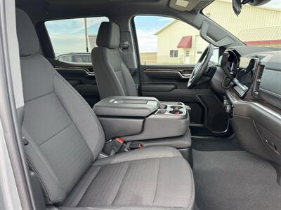 2025 Chevrolet Silverado 1500 LT Crew 4x4  6 " Rough Country Lift - Photo 16 - Lone Tree, IA 52755