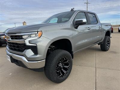 2025 Chevrolet Silverado 1500 LT Crew 4x4  6 " Rough Country Lift - Photo 2 - Lone Tree, IA 52755