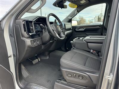 2025 Chevrolet Silverado 1500 LT Crew 4x4  6 " Rough Country Lift - Photo 10 - Lone Tree, IA 52755
