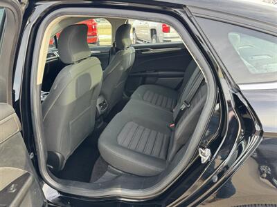 2017 Ford Fusion SE - Photo 11 - Lone Tree, IA 52755