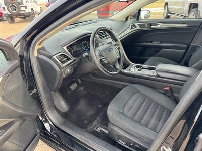 2017 Ford Fusion SE - Photo 7 - Lone Tree, IA 52755