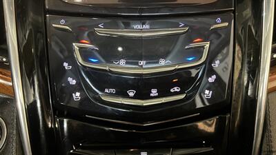 2015 Cadillac Escalade Premium   - Photo 28 - Mesa, AZ 85201