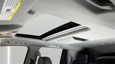 2015 Cadillac Escalade Premium   - Photo 32 - Mesa, AZ 85201