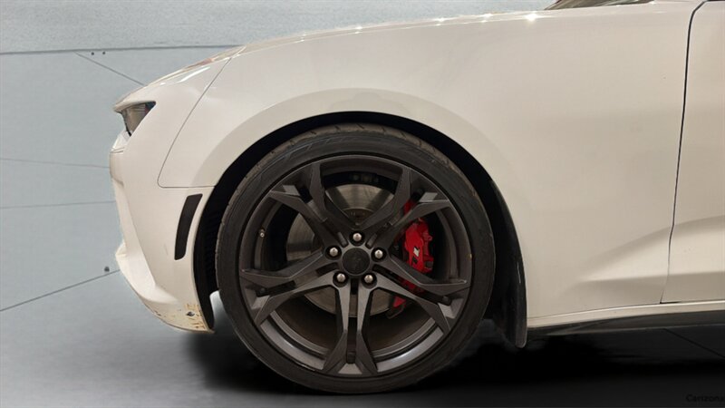 2018 Chevrolet Camaro SS 1SS - Photo 36 - Mesa, AZ 85201