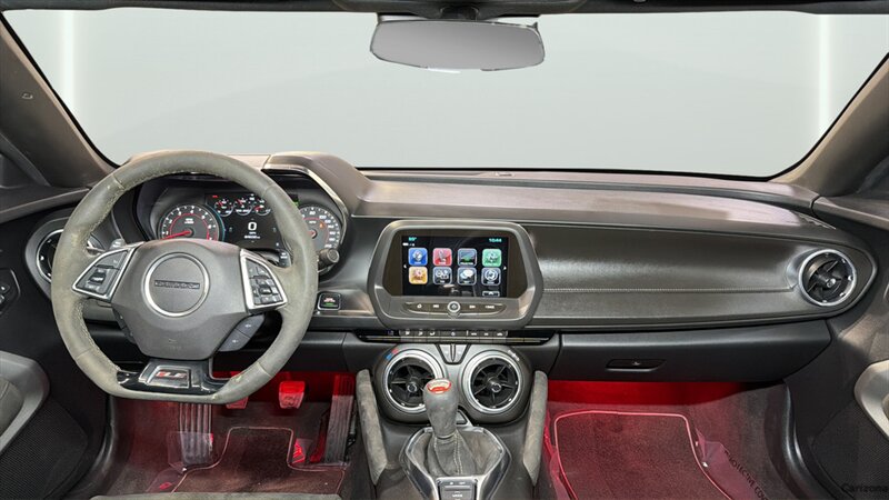 2018 Chevrolet Camaro SS 1SS - Photo 14 - Mesa, AZ 85201