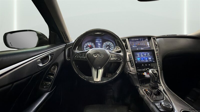 2018 INFINITI Q50 Sport - Photo 16 - Mesa, AZ 85201