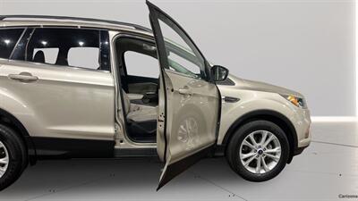 2018 Ford Escape SE   - Photo 17 - Mesa, AZ 85201